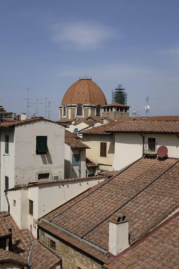 بيت ضيافة Flower Cathedral Firenze